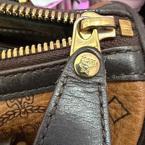 MCM Chocolate Leather Boston - Picture 14 of 14